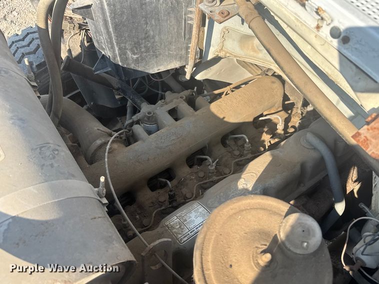 image for item EV1854 1990 Ford F700 crane truck