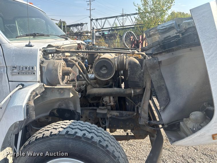 image for item EV1854 1990 Ford F700 crane truck