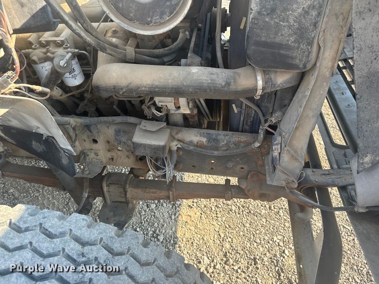 image for item EV1854 1990 Ford F700 crane truck