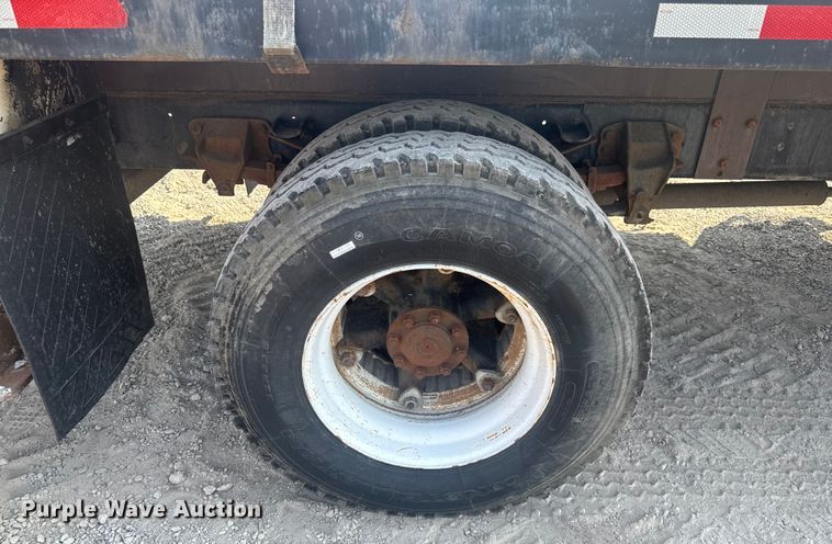 image for item EV1854 1990 Ford F700 crane truck