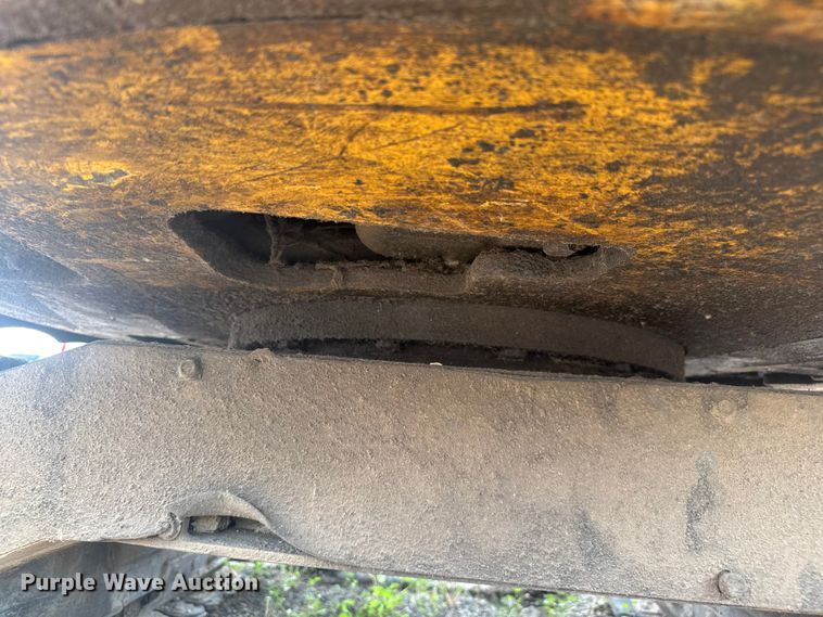 image for item EV1856 2002 Komatsu PC30MR-1 mini excavator