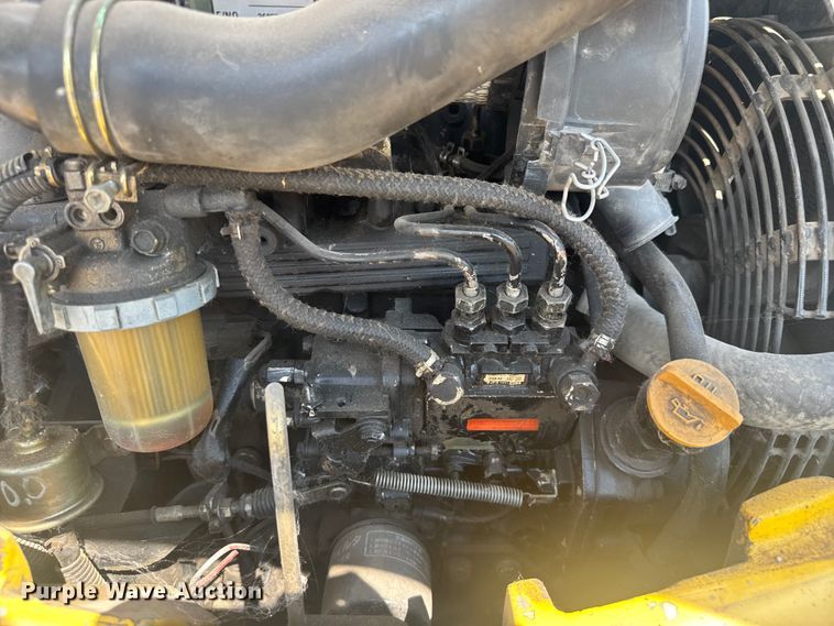 image for item EV1856 2002 Komatsu PC30MR-1 mini excavator