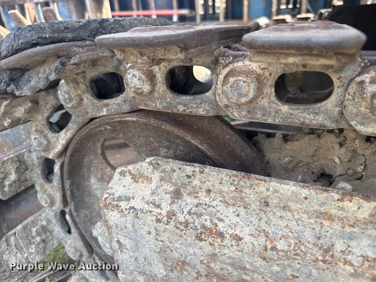 image for item EV1856 2002 Komatsu PC30MR-1 mini excavator