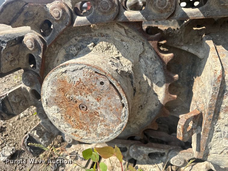 image for item EV1856 2002 Komatsu PC30MR-1 mini excavator