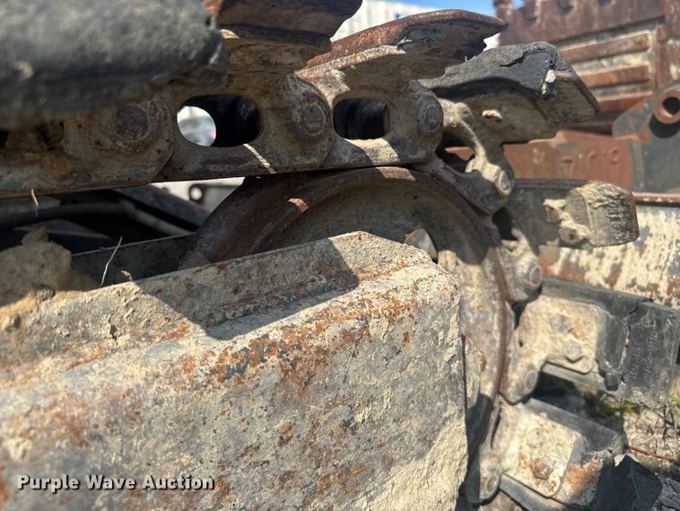 image for item EV1856 2002 Komatsu PC30MR-1 mini excavator