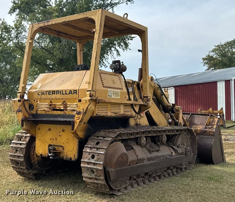 image for item EV1864 1973 Caterpillar 977L track loader