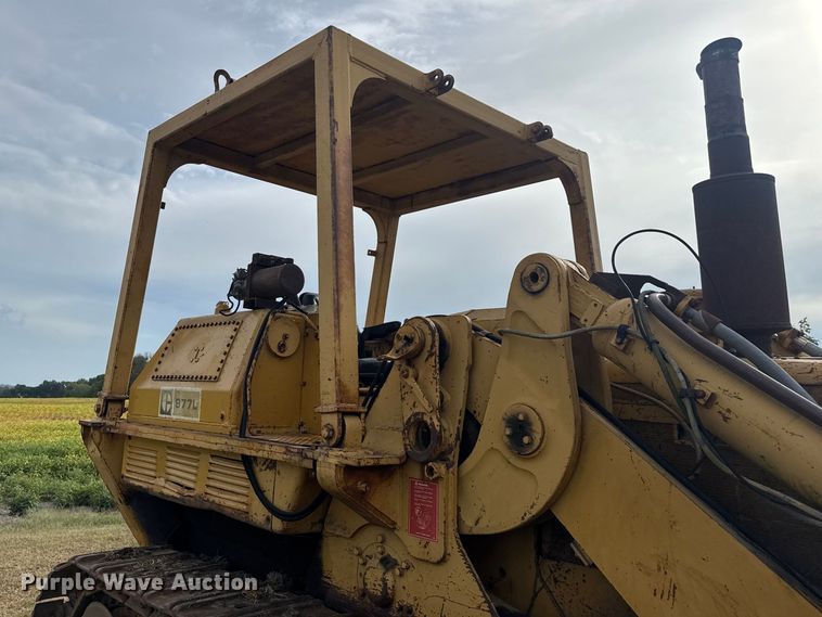 image for item EV1864 1973 Caterpillar 977L track loader