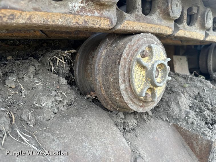 image for item EV1864 1973 Caterpillar 977L track loader