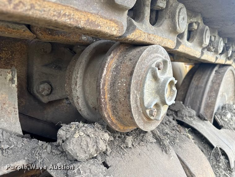 image for item EV1864 1973 Caterpillar 977L track loader