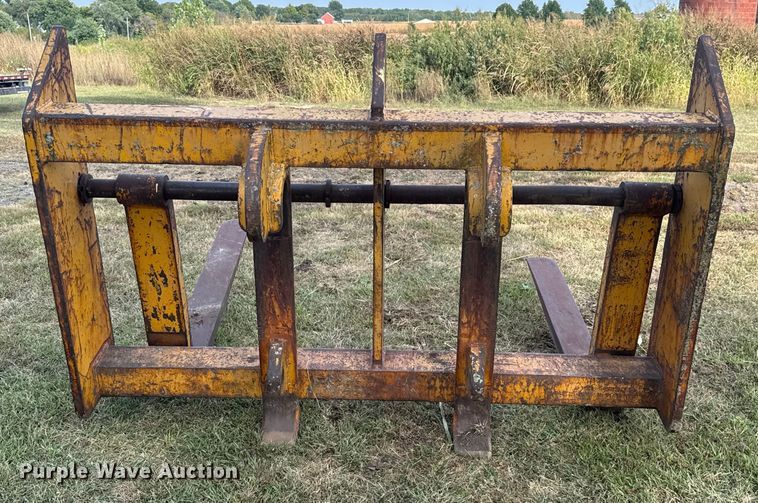 image for item EV1864 1973 Caterpillar 977L track loader