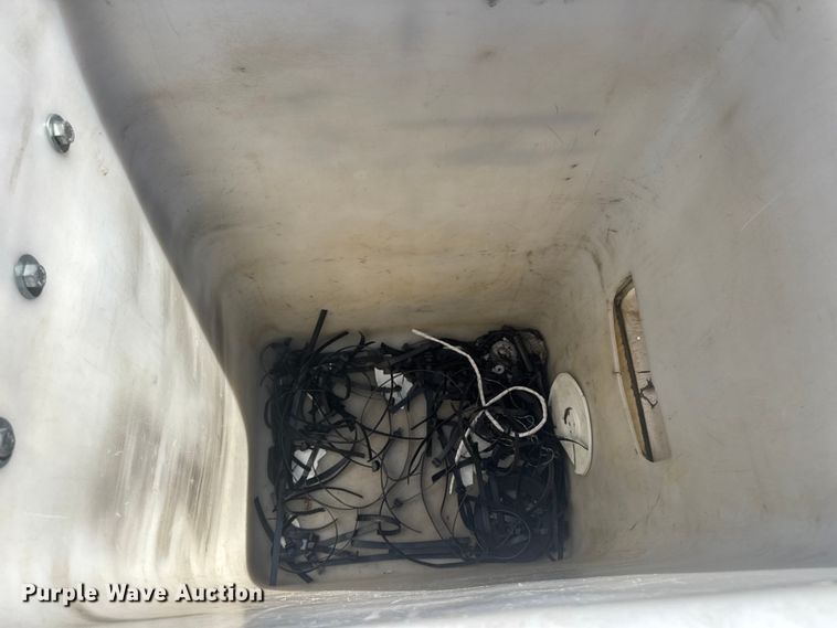 image for item EV1894 2007 Ford F550 Super Duty bucket truck