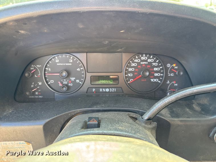 image for item EV1894 2007 Ford F550 Super Duty bucket truck