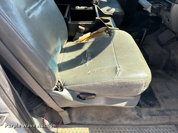 image for item EV1894 2007 Ford F550 Super Duty bucket truck