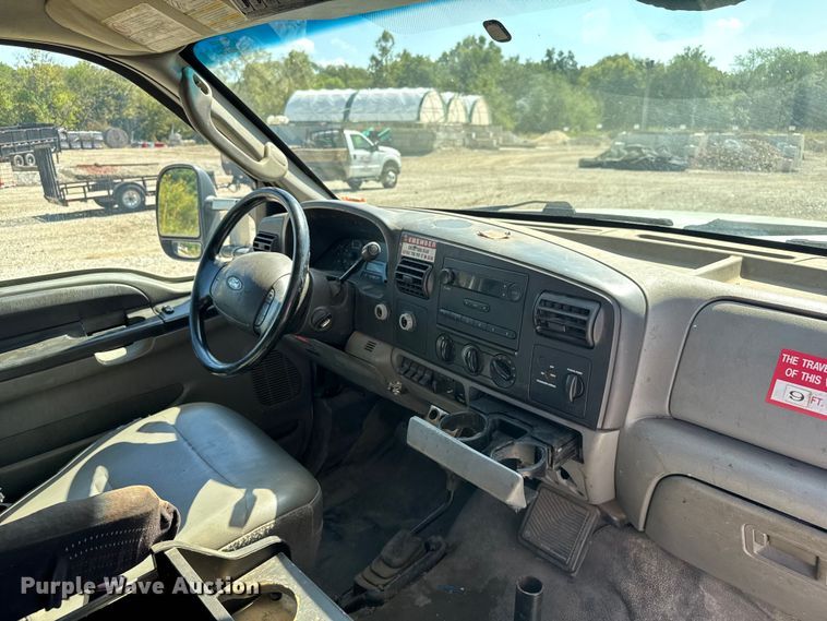 image for item EV1894 2007 Ford F550 Super Duty bucket truck