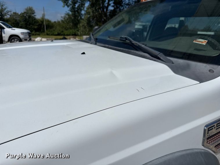 image for item EV1895 2009 Ford  F550 Super Duty bucket truck