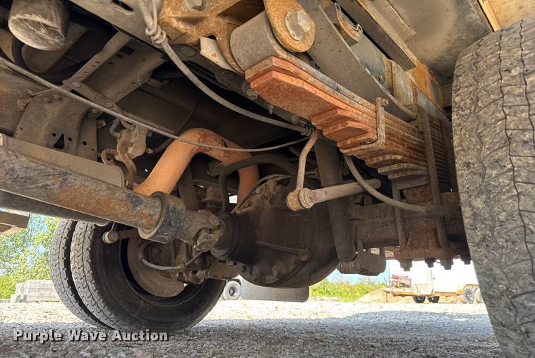 image for item EV1895 2009 Ford  F550 Super Duty bucket truck