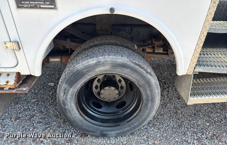 image for item EV1895 2009 Ford  F550 Super Duty bucket truck