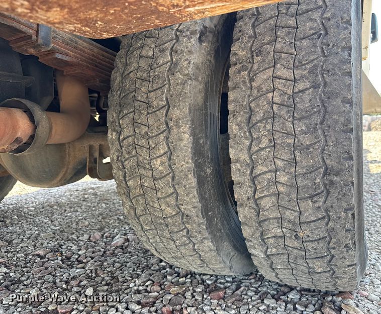 image for item EV1895 2009 Ford  F550 Super Duty bucket truck