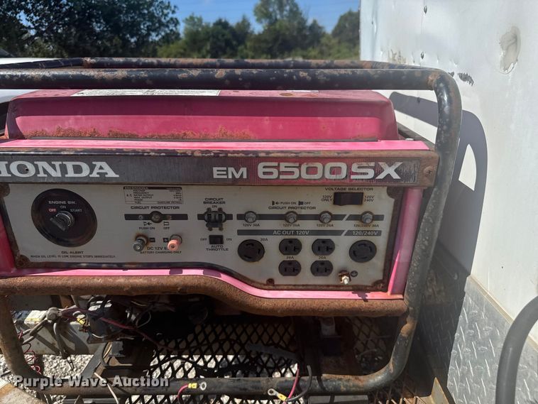 image for item EV1897 2017 Cargo Craft Expedition 7122 fiber optic splicing trailer