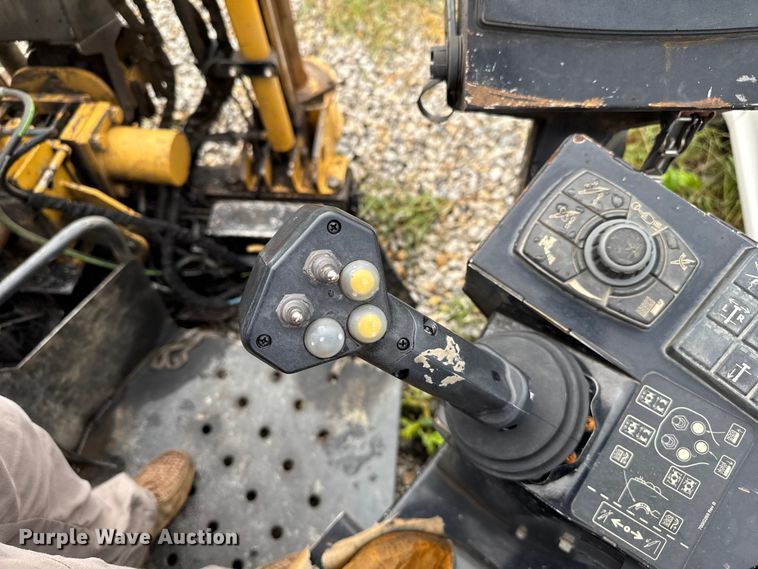 image for item EV1906 2018 Vermeer D23x30III directional boring unit