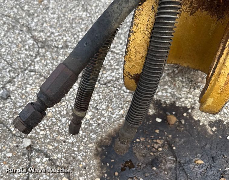 image for item EV1909 Caterpillar D6N dozer blade