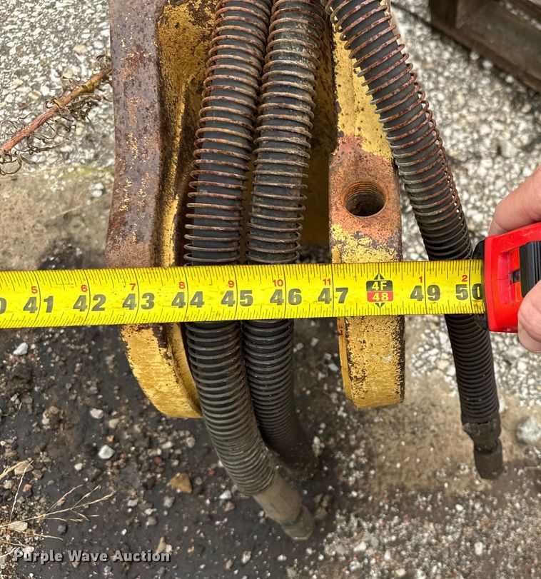 image for item EV1909 Caterpillar D6N dozer blade