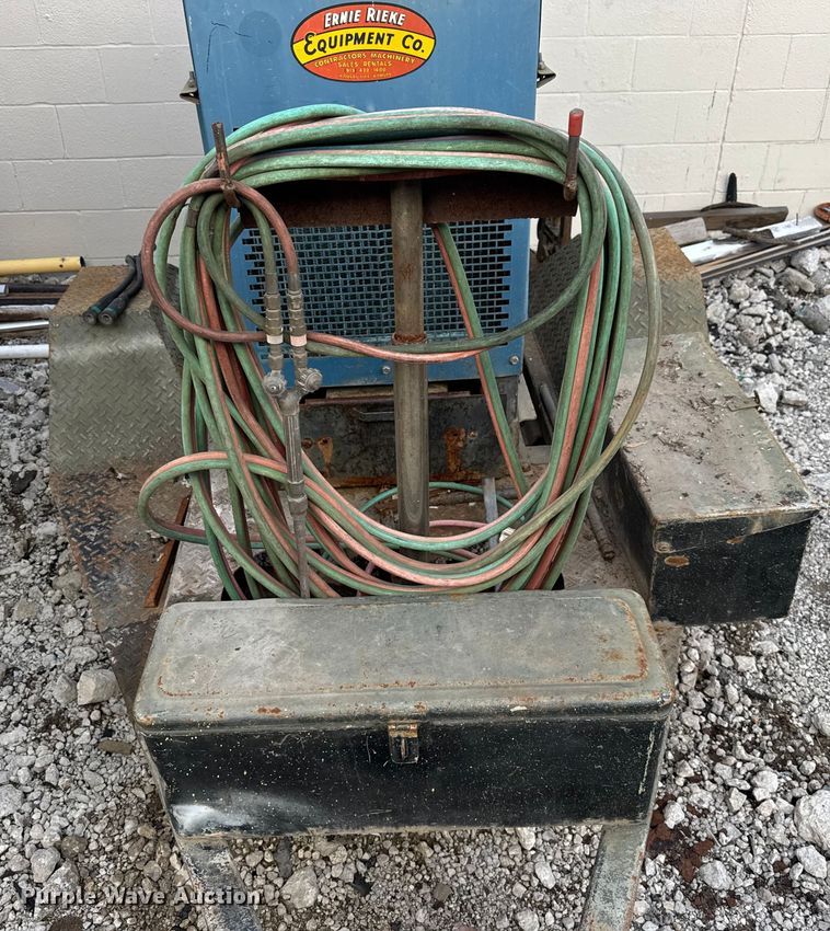 image for item EV1949 Miller Big D2  welder