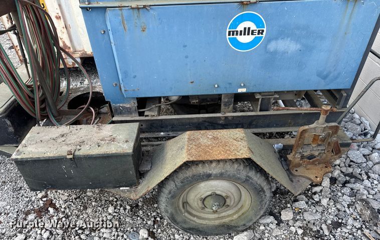 image for item EV1949 Miller Big D2  welder