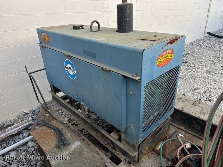 image for item EV1949 Miller Big D2  welder