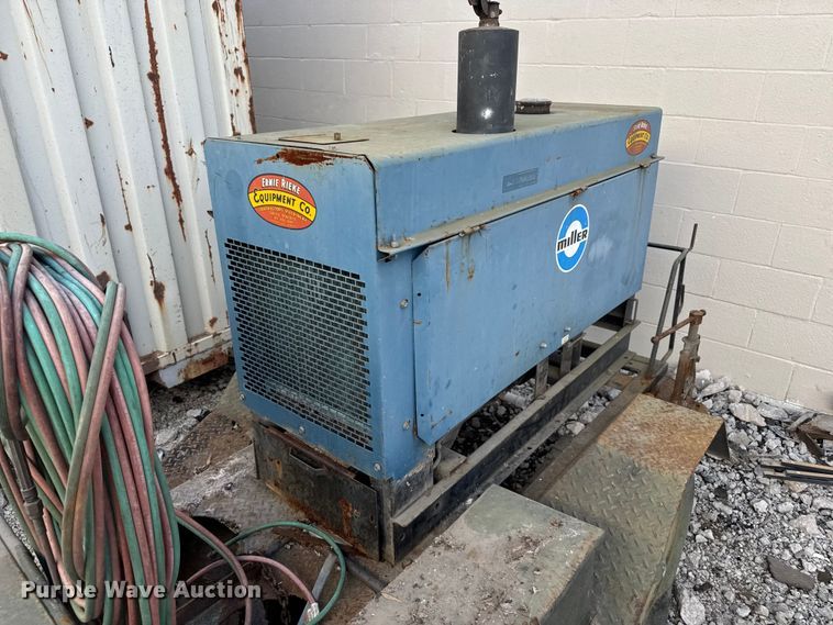 image for item EV1949 Miller Big D2  welder