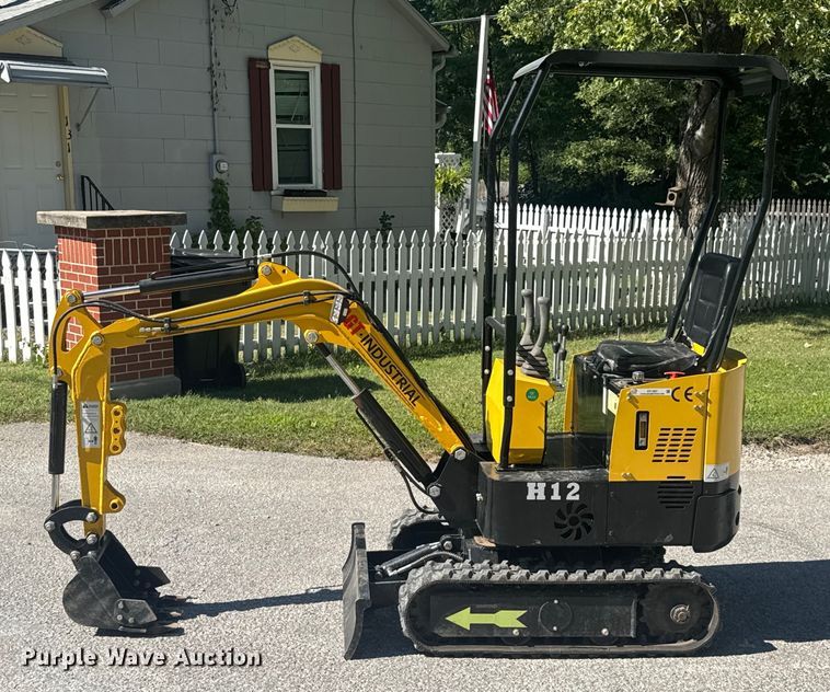 image for item EV1967 2022 Agrotk H12 mini excavator