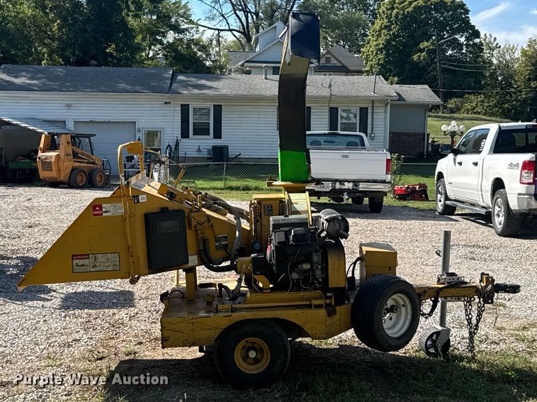 image for item EV1969 Vermeer 625 wood chipper