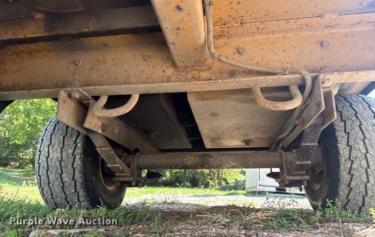 image for item EV1969 Vermeer 625 wood chipper