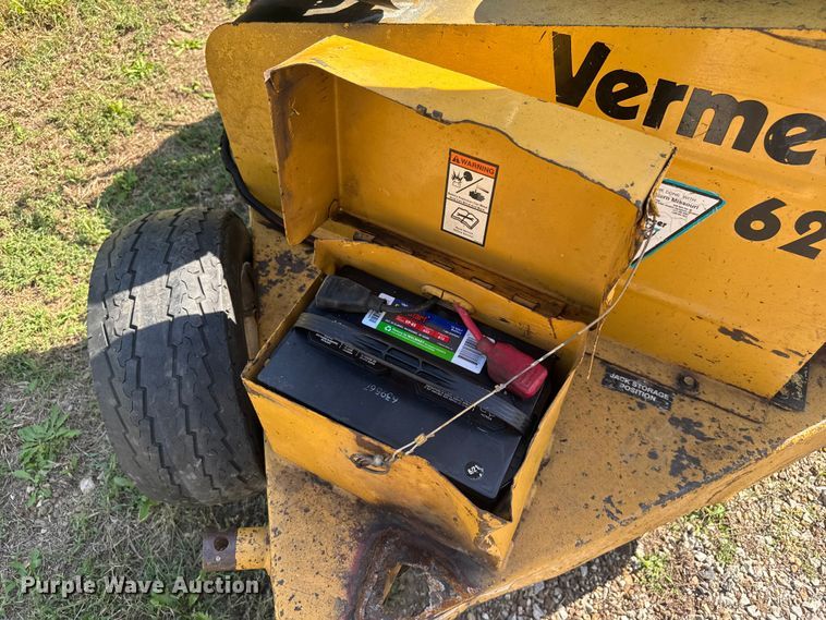 image for item EV1969 Vermeer 625 wood chipper