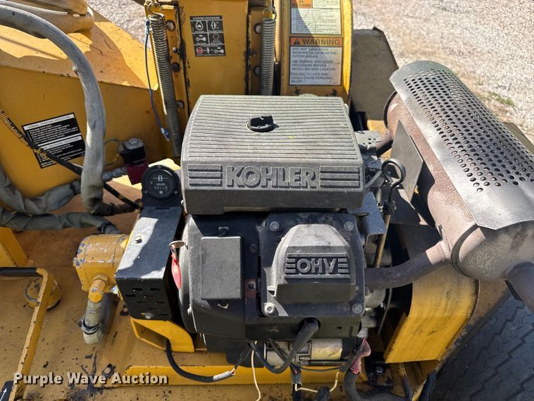 image for item EV1969 Vermeer 625 wood chipper