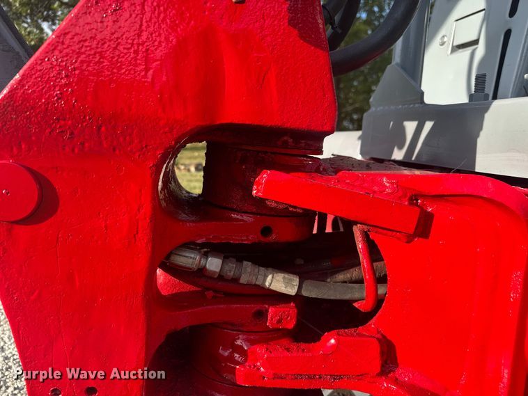 image for item EV1972 2005 Takeuchi TB125 mini excavator