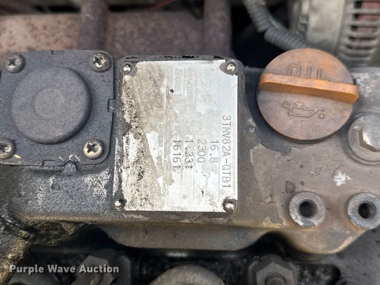 image for item EV1972 2005 Takeuchi TB125 mini excavator