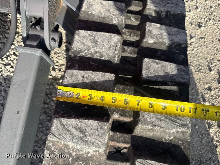 image for item EV1972 2005 Takeuchi TB125 mini excavator