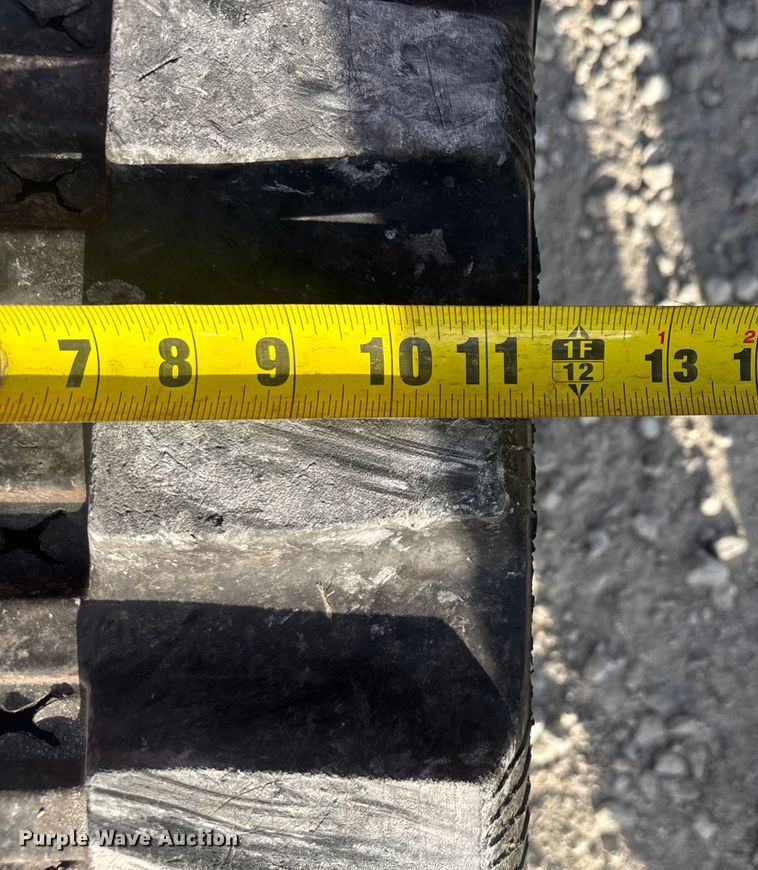 image for item EV1972 2005 Takeuchi TB125 mini excavator