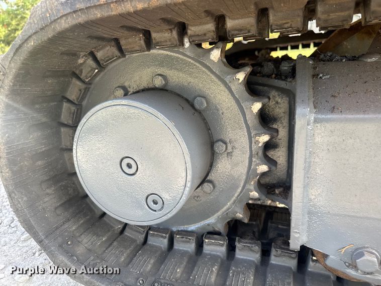 image for item EV1972 2005 Takeuchi TB125 mini excavator