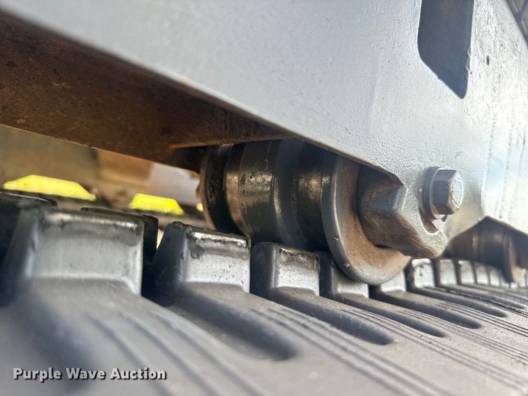 image for item EV1972 2005 Takeuchi TB125 mini excavator