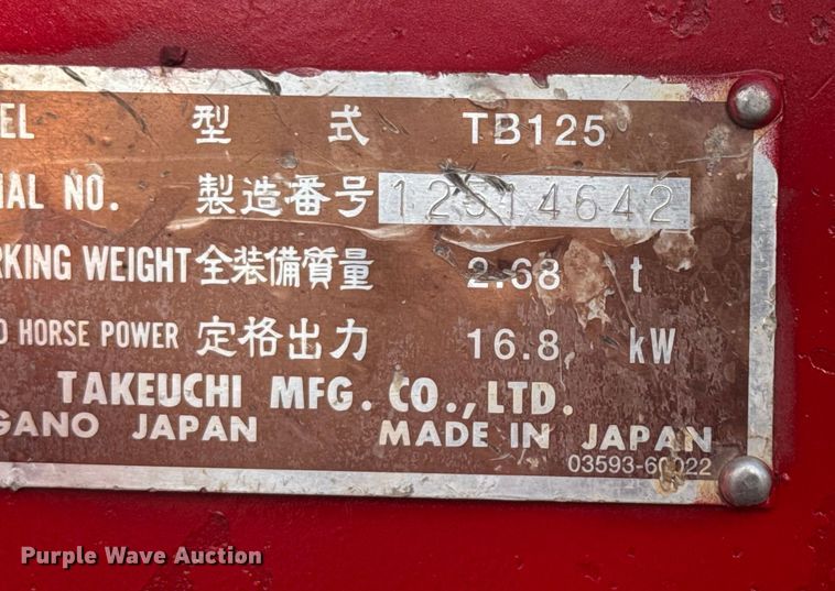 image for item EV1972 2005 Takeuchi TB125 mini excavator