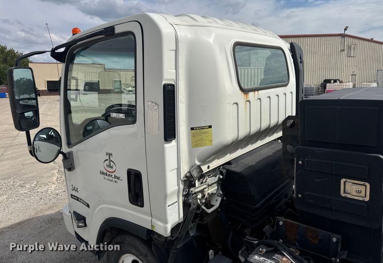 image for item EV1987 2015 Isuzu NPR street sweeper truck
