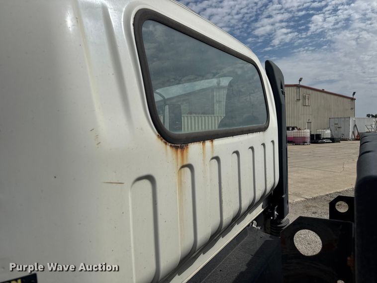 image for item EV1987 2015 Isuzu NPR street sweeper truck