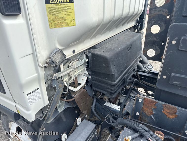 image for item EV1987 2015 Isuzu NPR street sweeper truck