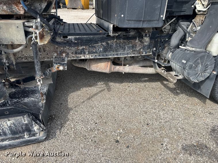 image for item EV1987 2015 Isuzu NPR street sweeper truck