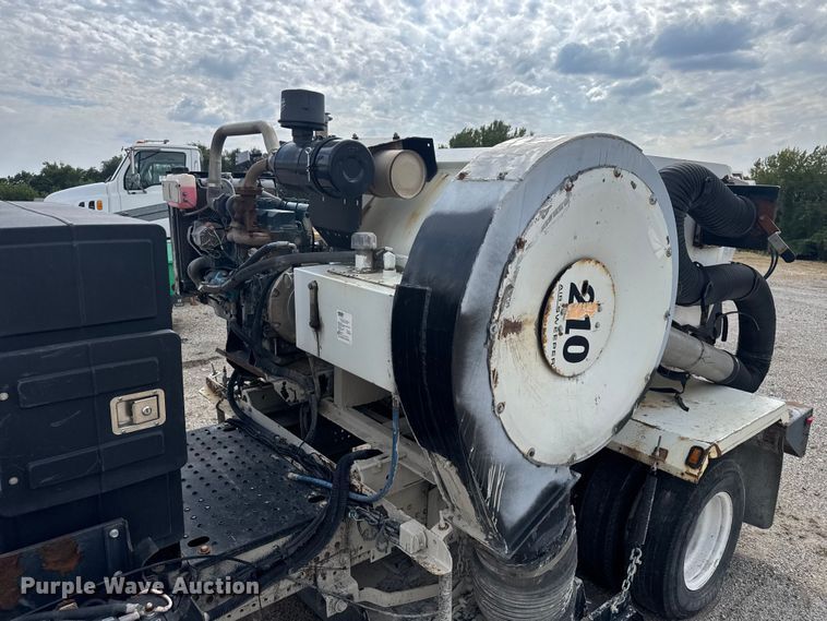 image for item EV1987 2015 Isuzu NPR street sweeper truck