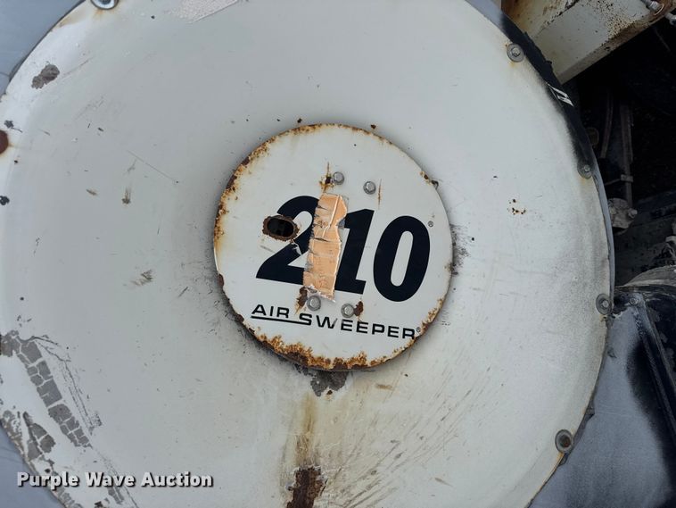 image for item EV1987 2015 Isuzu NPR street sweeper truck