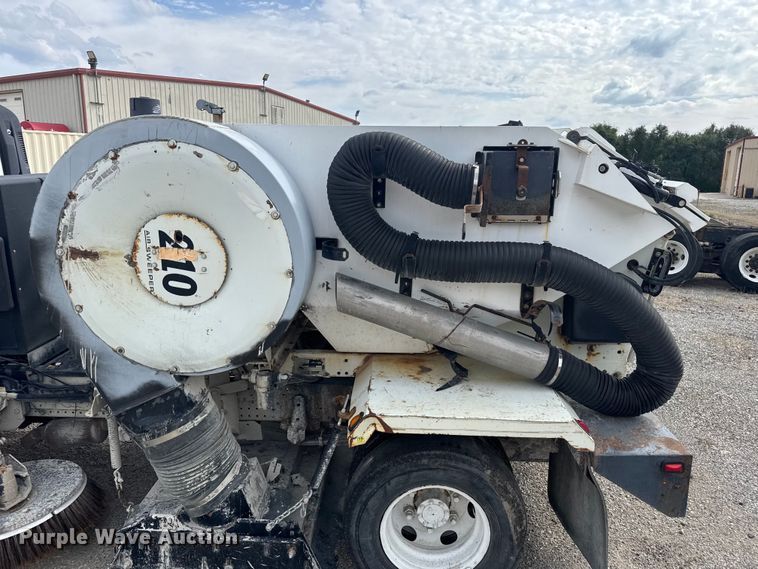 image for item EV1987 2015 Isuzu NPR street sweeper truck