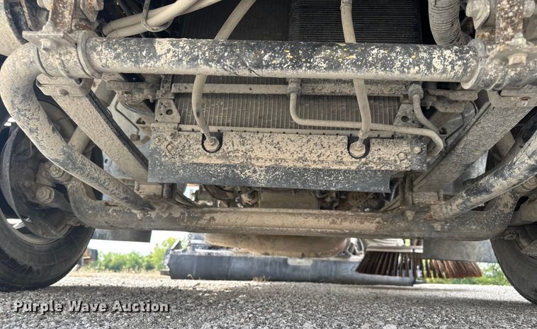 image for item EV1987 2015 Isuzu NPR street sweeper truck